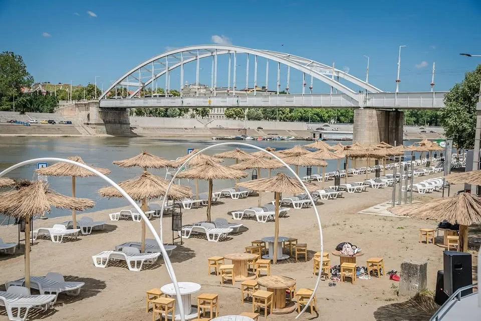 Lapos Beach megnyitó